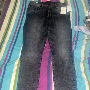 Size 31 MOTHER JEANS (THE STUNNER) FADED BLACK